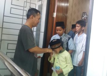 Momentum 10 Muharam Keuarga H. Leon Santuni Anak Yatim dan Piatu