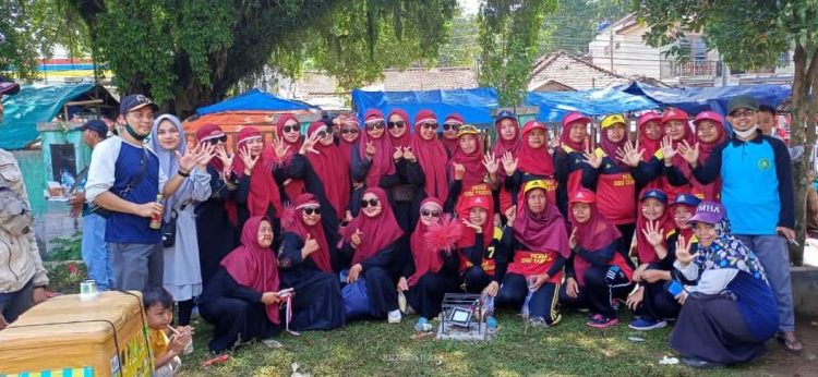 PKBM Giri Taruna Kirimkan 2 Regu Perlombaan Baris Berbaris di Kecamatan Jasinga