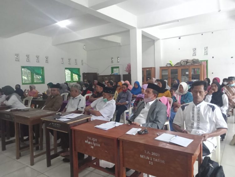 Komite MTSN 1 Tana Toraja Undang Rapat Ortu Siswa, Lakukan Pembahasan Bagaimana Memajukan Sekolah