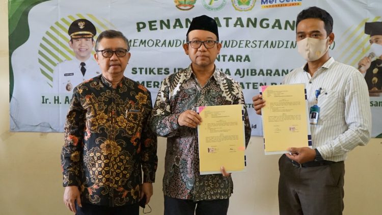 Bupati Banyumas Buka Acara Pengabdian Masyarakat STIKes Ibnu Sina Ajibarang