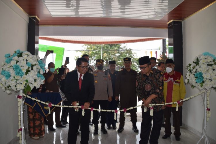 Resmikan Universitas Harapan Bangsa, Husein Harap Adanya Sinergitas dengan Perguruan Tinggi Lainnya