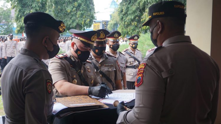 Lima Kasat dan Empat Kapolsek di Polres Purbalingga Berganti
