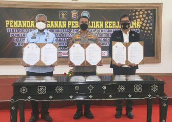 Kuatkan Komitmen Minimalisir Peredaran Narkoba, Kemenkumham Banten Bersama Polda dan BNNP Banten Tandatangani Perjanjian Kerja Sama