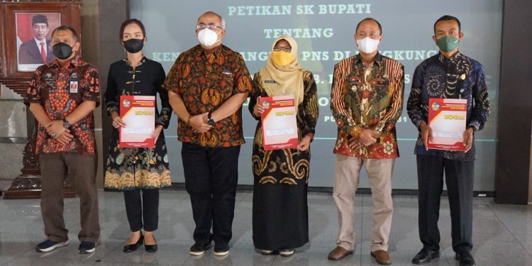 Sebanyak 529 ASN Banyumas Terima SK Kenaikan Pangkat