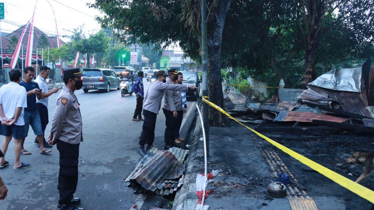 Kebakaran Kios Handphone di Purbalingga, Dua Orang Meninggal