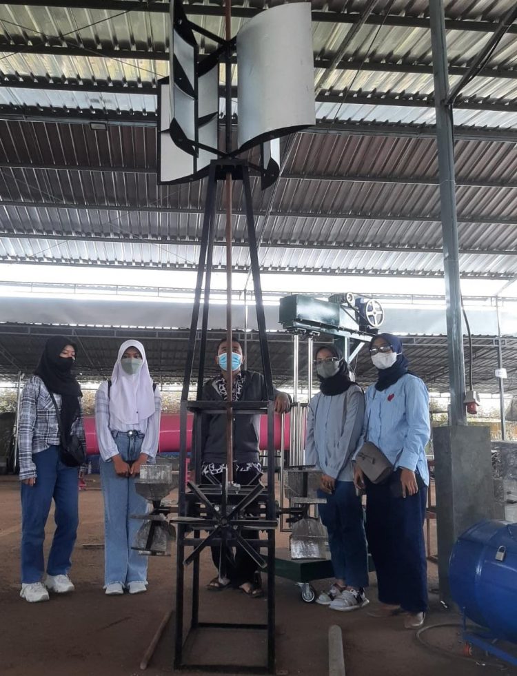 Mahasiswa Unsoed Ciptakan Alat Aerator Tambak Udang