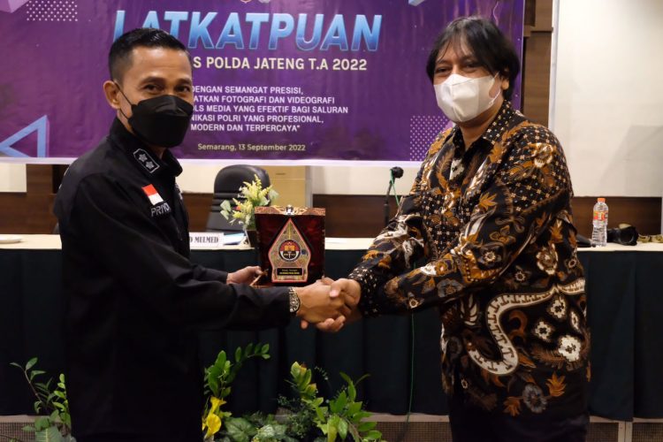 Tingkatkan Kemampuan Berkomunikasi Lewat Konten Kreatiif, Bid Humas Polda Jateng Gelar Pelatihan Fotografis dan Videografis