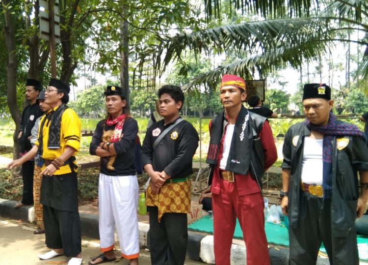 6 Sanggar Pencak Silat Gelar Latihan di BKT Bersama PPS Laskar Adat Betawi DPC Pulogadung Jakarta