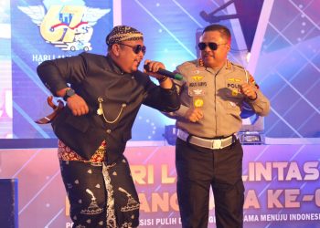 ‘ Lantunan Abah Lala Goyang HUT Lalu Lintas di Mapolda Jateng