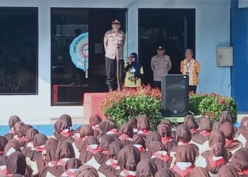 Beri Pembinaan Siswa, Ini Pesan Kapolsek Kaligondang