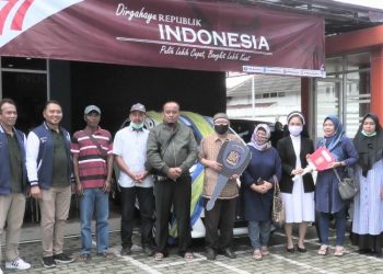 Warga Jl Patriot Menangkan Hadiah Mobil dari Bank BKK Purwokerto