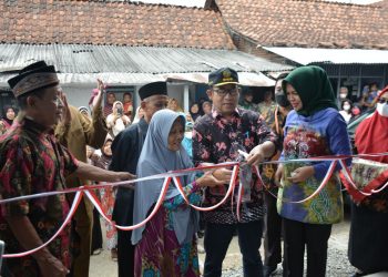 Bupati Banyumas Resmikan 18 RTLH di Desa Panembangan