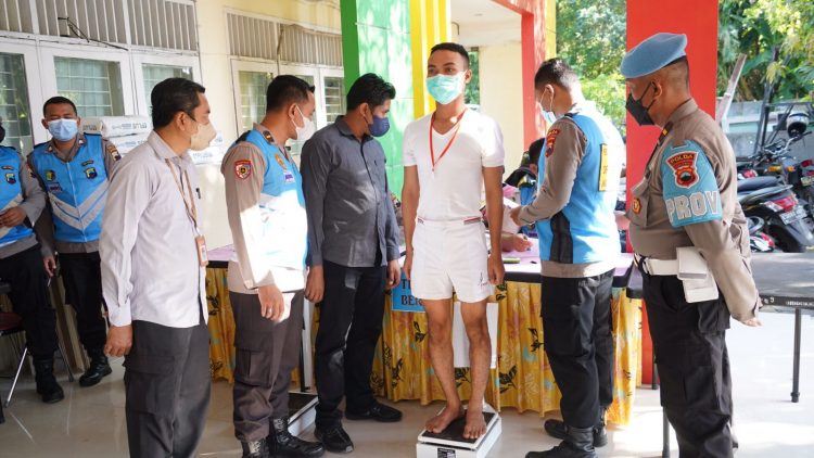 Ratusan Remaja Ikuti seleksi Tamtama Polri di Polda Jateng  Polisi Menjadi Pilihan Hidup, Animo Seleksi Tamtama Polri di Polda Jateng cukup Tinggi