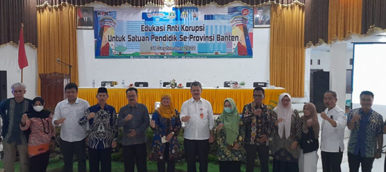 Satuan Pendidikan se-Provinsi Banten Ikuti Edukasi Antikorupsi Roadshow Bus KPK RI