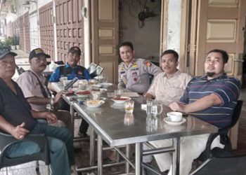 Kapolsek Bagan Sinembah, Kompol Jhon Firdaus AMK Ngopi Bersama Rekan Media Rohil