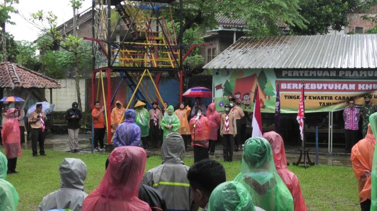 Pramuka Berkebutuhan Khusus Banyumas Bertemu di Kidung Kampoengku