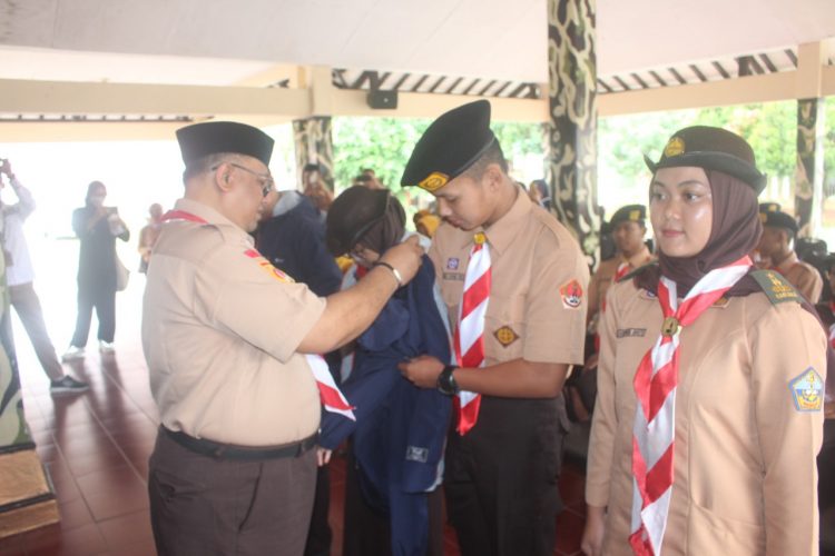Ketua Kwarcab Banyumas Lepas 25 Kontingen Peran Saka Daerah