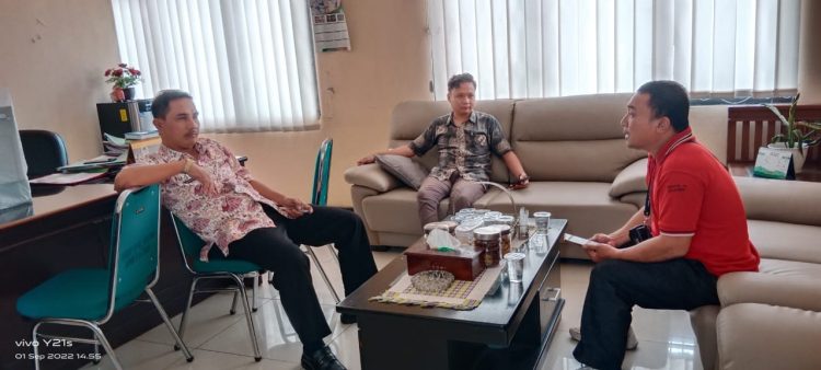 Kabid SD Disdik Kabupaten Bogor, Ngegas ?, Bawa – bawa Anak Yang Polisi, Terkait Pemanggilan Kepala SDN Nyalindung Dugaan Pungli