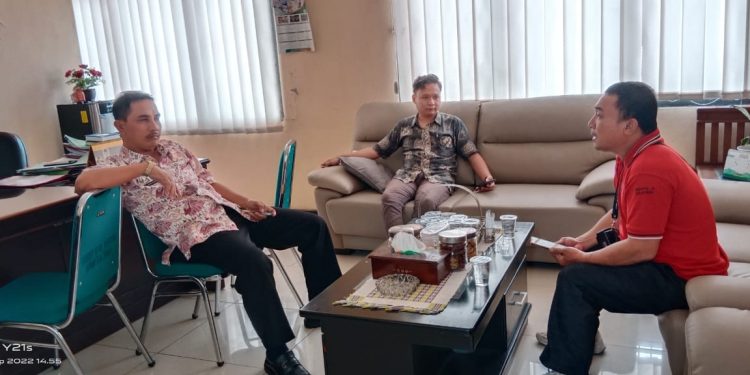 Kabid SD Disdik Kabupaten Bogor, Ngegas ?, Bawa – bawa Anak Yang Polisi, Terkait Pemanggilan Kepala SDN Nyalindung Dugaan Pungli