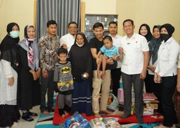 Peduli Anak Difabel Korban Penganiayaan, Dir Reskrimum Polda Riau Berikan Bantuan
