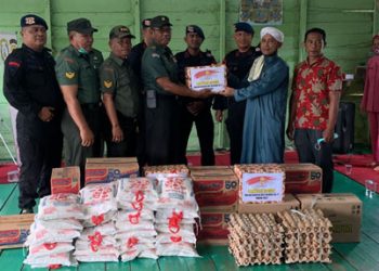 Batalyon B Pelopor Sat Brimob Polda Riau Bersama Kodim 0321 Rohil, Jalin Sinergitas Dengan Giat Bansos Dalang Rangka Sambut HUT Korps Brimob Polri ke-77
