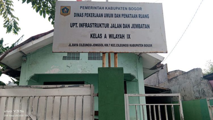 Ka.UPT Jalan Jembatan Kelas A Wil.IX Cileungsi, Kerap Tidak Ngantor, Kerja Rekanan Banyak Tidak Sesuai RAB Diduga Rugikan Negara, Dikonfirmasi Kantanya Lagi Sakit