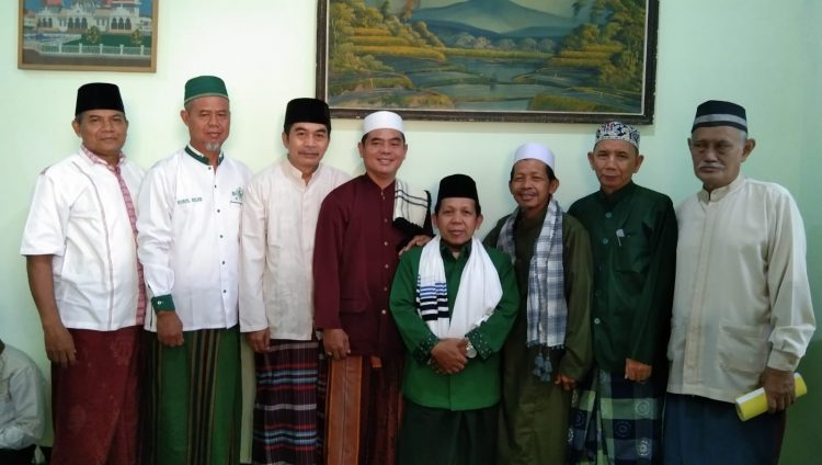 Pengajian Rutin Bulanan Majlis Ta’lim Nurul Quluub isi Tausiyah Oleh KH, Hasbullah, S.Ag