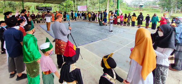 Peringati Sumpah Pemuda, Siswa-siswi SD QITA Gelar Drama Teatrikal