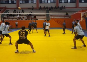 Tingkatkan Solidaritas Organisasi, PGRI Banyumas Gelar Pertandingan Bola Voli