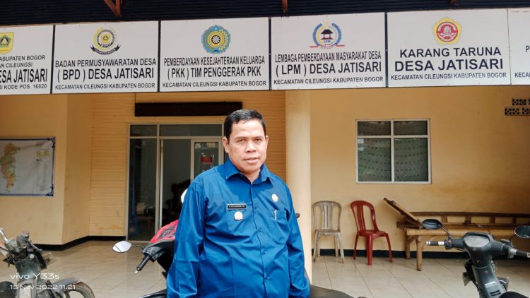 Pemerintahan Desa Jatisari Betonisasi Jaling Desa di Dusun 2 Kampung Kaum dari Anggaran SAMISADE 2022