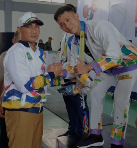 Cabor Angkat Berat Putra Kabupaten Tangerang Sabet 2 Emas, Kota Tangerang Raih 2 Perak