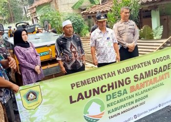 Pemerintahan Desa Bantarjati Lakukan Kegiatan  Hotmix  dan pembangunan Drainase dari Bantuan Keuangan Kabupaten Program SAMISADE 2022