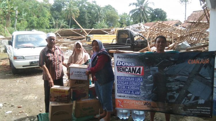 Distribusikan Bantuan Untuk Korban Gempa di Daerah Pelosok, Polri Gunakan Motor Trail