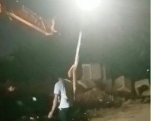 Rusak Dan Hilangnya Tiang PJU Akibat Pekerjaan Jalan Akses JIS Tanggung Jawab Kontraktor