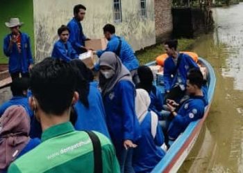 Unwiku Peduli Bersama Dompet Duafa Bantu Korban Banjir Gentasari Kroya Cilacap