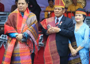 Hadiri Syukuran Revit alisasi Tugu Sitohang, Bupati Samosir Harapkan Adanya UMKM