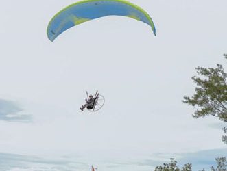 Event  Fun Fly Para Layang  dan Silaturrahmi Silek Tuo Kabupaten Solok Serta Pameran UMKN Serta Ekonomi Kreatif
