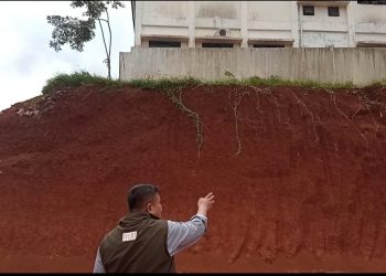 SDN 01 Curug, Kelurahan Curug Kecamatan Bojongsari Depok Terancam Roboh, Akibat Galian Tanah