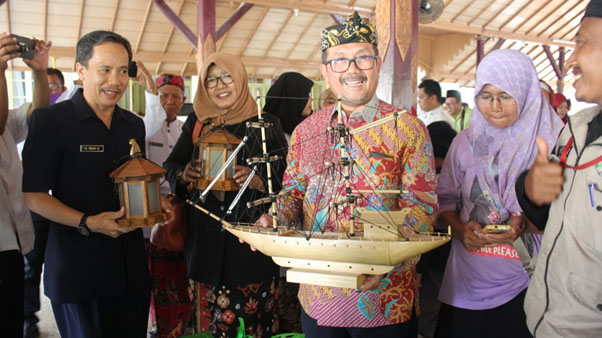 Pemkab Cirebon Fasilitasi Administrasi Kependudukan 2.061 Penyandang Disabilitas