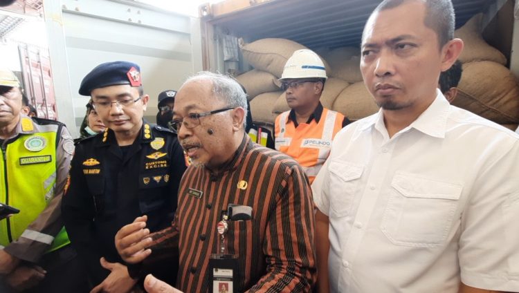 Satgas Pangan Jateng Tinjau Pelabuhan Tanjung Mas, Pastikan Rantai Distribusi Pangan Aman Selama Nataru