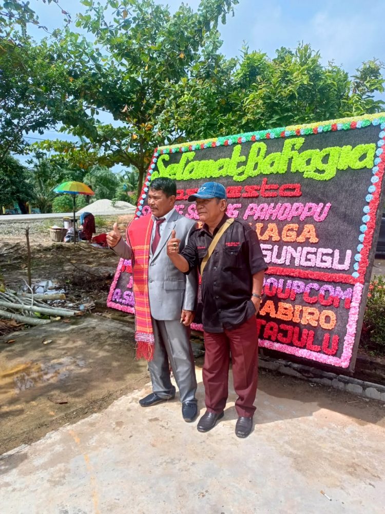 Kabiro Rohil Sinar Pagi Group Hadiri Acara Pesta Sulang Sulang Pahoppu Hotlan Sinaga