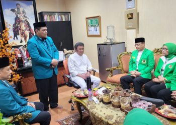 Plt Ketua Umum PPP KH.Roma Irama,Bersilaturahmi Dengan Para Pengurus dan Anggota