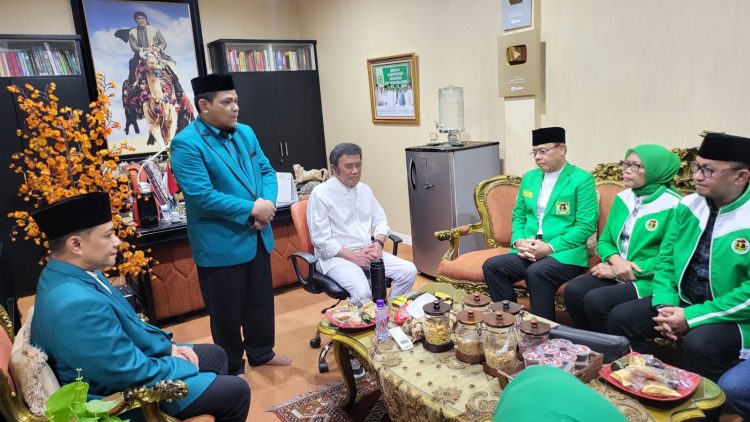 Plt Ketua Umum PPP KH.Roma Irama,Bersilaturahmi Dengan Para Pengurus dan Anggota
