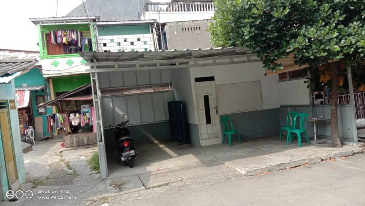 Tanah PAM JAYA Sudah Lama Diterlantarkan oleh PEMDA DKI dan Dibuat Parkir Mobil, Rumah, Pos RT Serta Gudang Perlengkapan