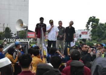 Mahasiswa Purwokerto Gelar Demo Tolak KUHP Baru