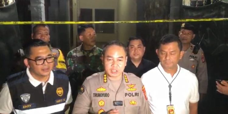 Ditresnarkoba Polda Metro Jaya Grebek Tempat Pembuatan Sabu Di Kemas Dalam Bentuk Liquid