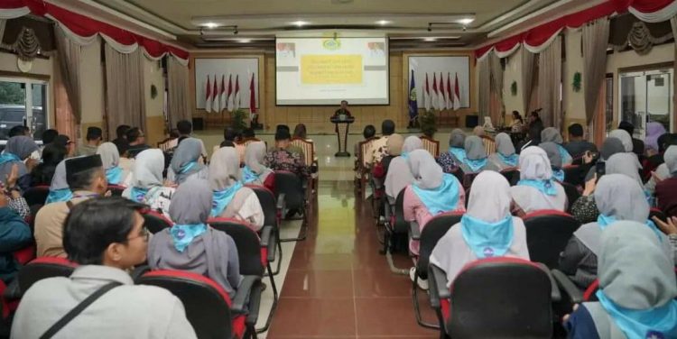 Sekda Pakpak Bharat Sambut Relawan Gerakan Sumut Membaca