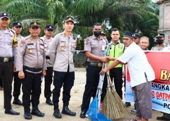 Kapolres Rokan Hilir Bersama Jajaran Adakan Giat Bakti Sosial, Dalam Rangka HUT Satpam Ke – 42 Tahun 2023