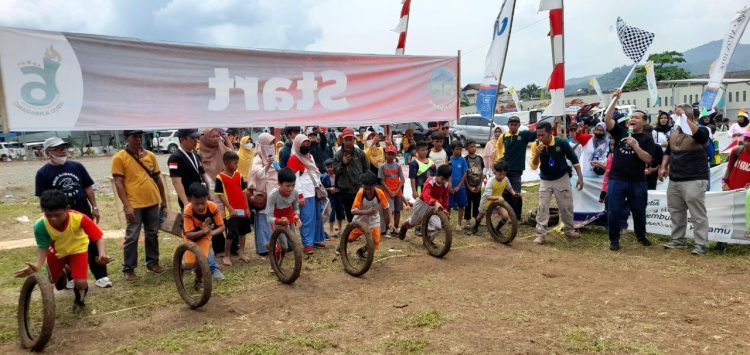 Viralkan Permainan Tradisional, RSUD Ajibarang Gelar Ban Cross