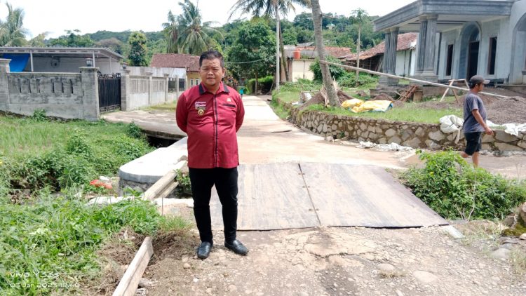 Pemerintahan Desa Sukanegara Realisasikan Betonisasi Jalan Desa dari Program SAMISADE Tahap 2